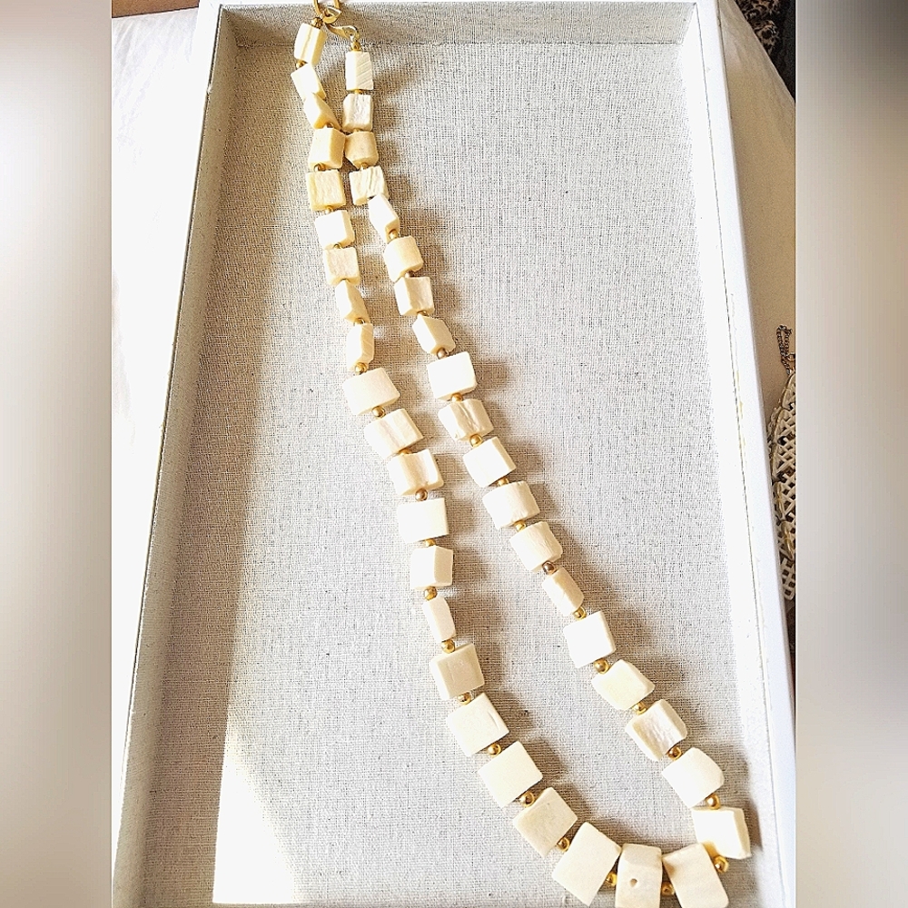 VINTAGE | Necklace | Ivory and Brass